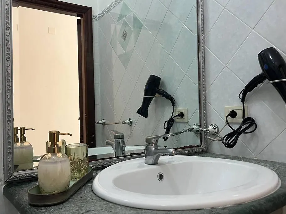 Scio Guesthouse-Centro Storico Napels Italië